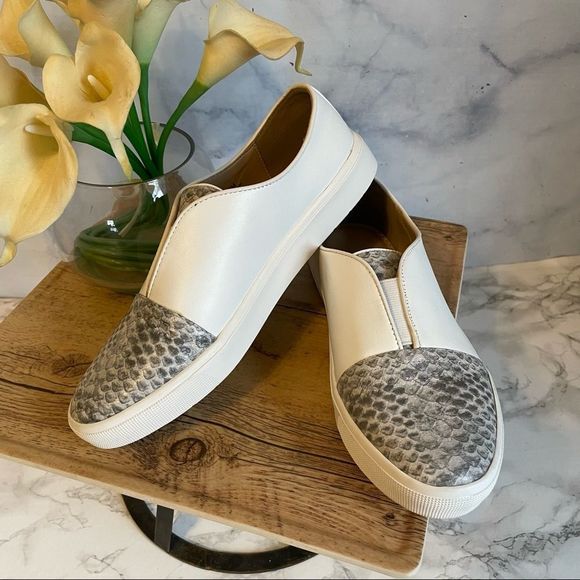 LOGO by Lori Goldstein Shoes - LOGO Amy Slip on Loafers Sneakers Size 7